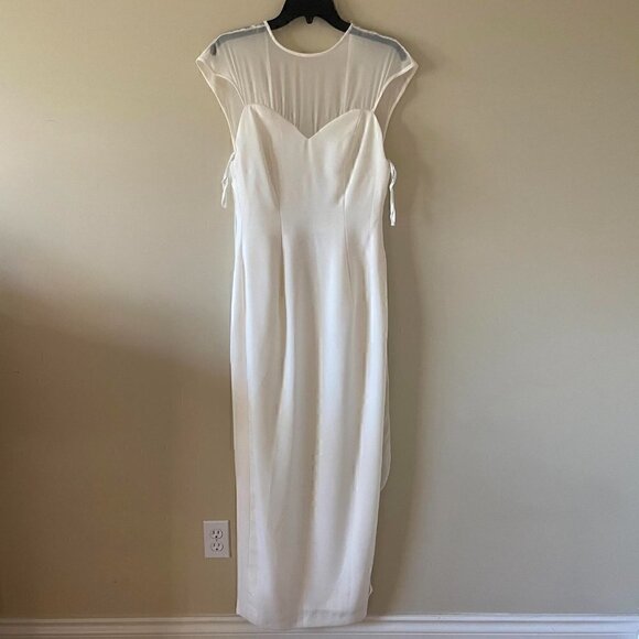Ethereal Vintage Sweet Heart Neckline Wedding Dress with Train - Size Small - Picture 8 of 8